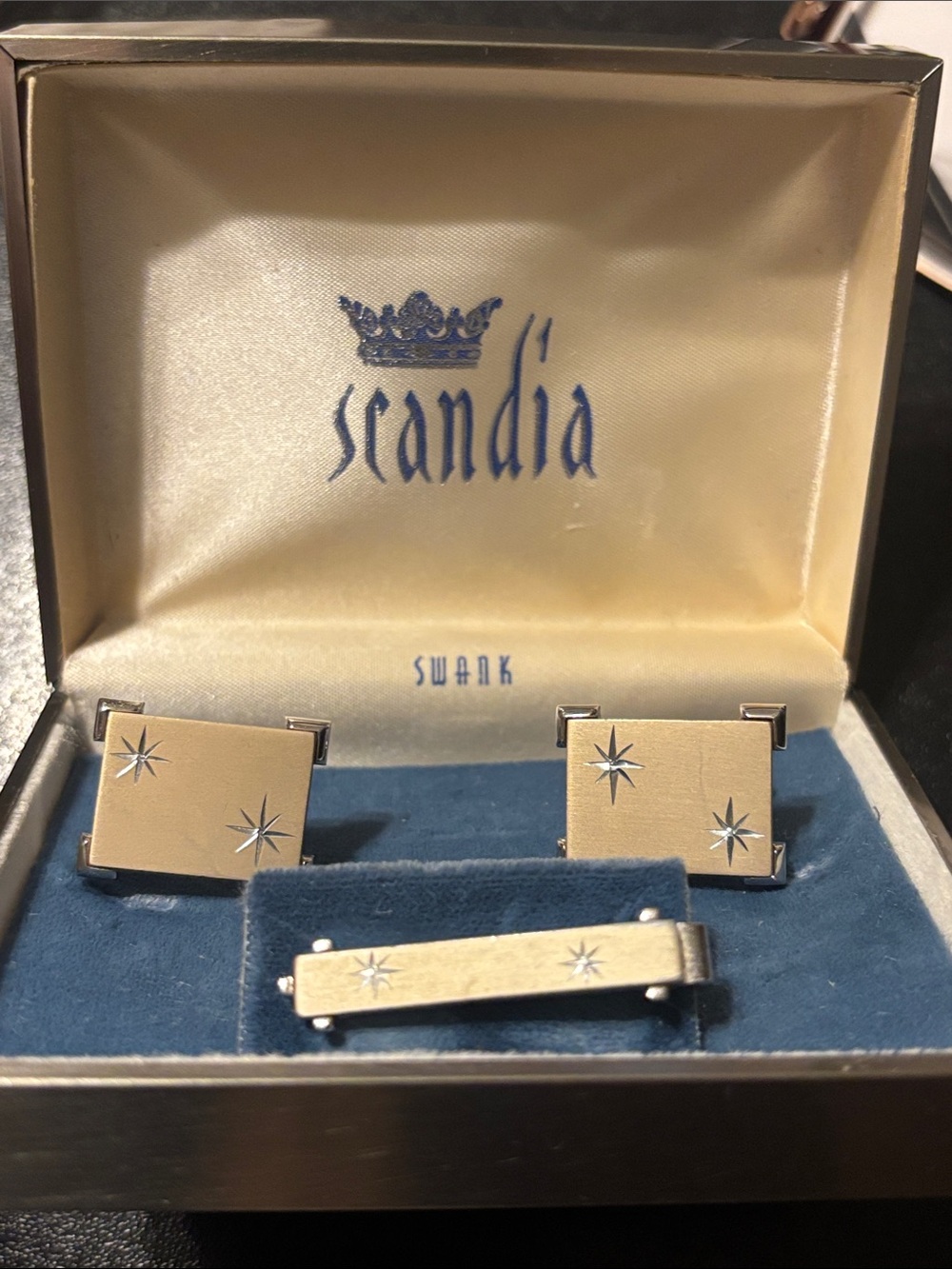 SWANK MCM Gold and Silver Starburst Atomic Cufflinks with Matching Tie Bar